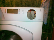 Продам недорого стиральную машинку Ariston avsd-109 состояние хорошее!